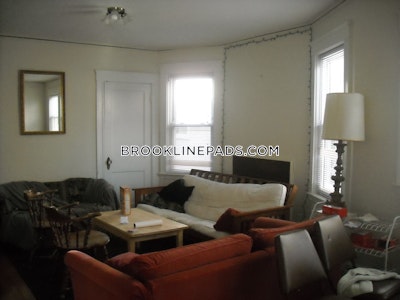 Brookline 5 Beds 1 Bath  Washington Square - $4,100