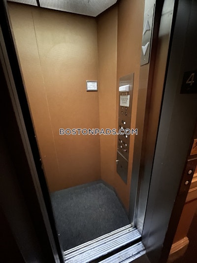 Back Bay 1 Bed 1 Bath BOSTON Boston - $3,400