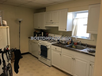 Cambridge 1 Bed 1 Bath  Porter Square - $2,800