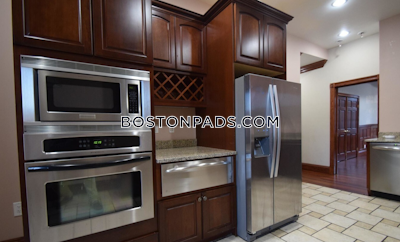 Brookline 4 Beds 2 Baths  Cleveland Circle - $5,550 No Fee