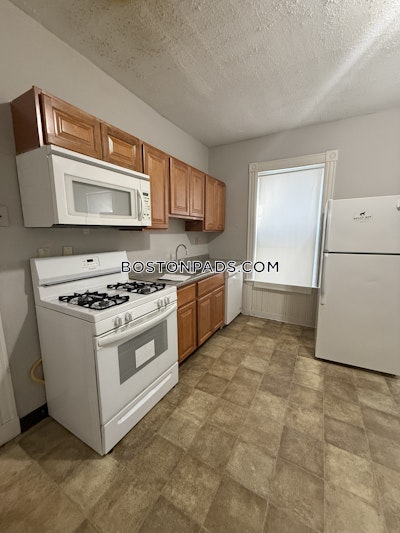 Dorchester 4 Beds 2 Baths Boston - $2,600 No Fee