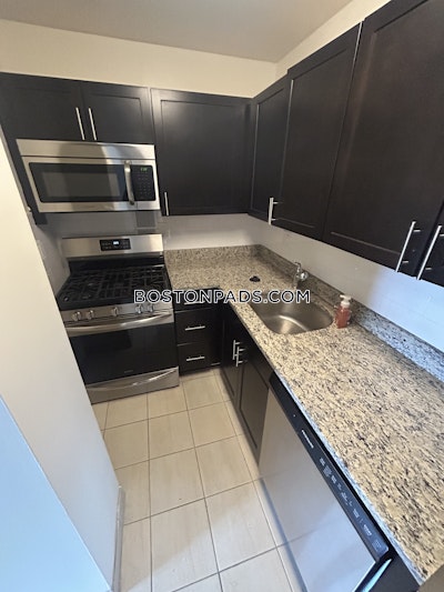 Brookline 2 Beds 1.5 Baths  Boston University - $3,800 No Fee