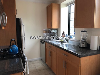 Cambridge 1 Bed 1 Bath  Harvard Square - $3,495 No Fee