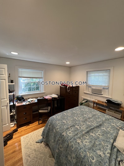 Newton Apartment for rent 2 Bedrooms 1 Bath  Waban - $2,800