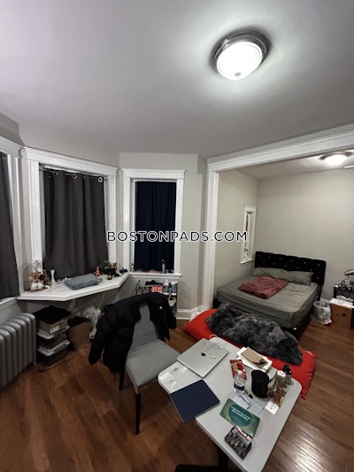 Allston Apartment for rent 2 Bedrooms 1 Bath Boston - $3,600