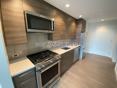 Back Bay 1 Bed 1 Bath Boston - $5,766