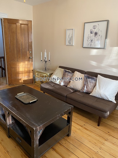 Back Bay 1 Bed 1 Bath Boston - $3,500